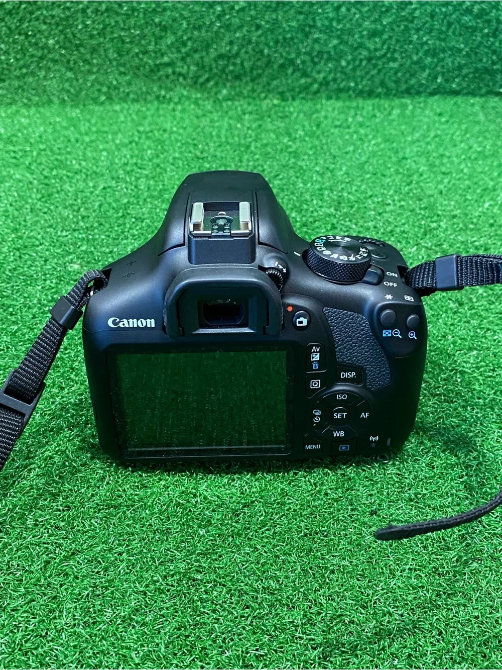 Canon EOS Rebel T6 Camera with 18-55mm Lens + EF 75-300mm Lens (Jun 026)